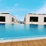 & Pool Διαμέρισμα *